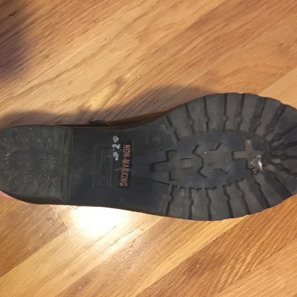 Kenneth Cole Boots - Picture 5 of 7